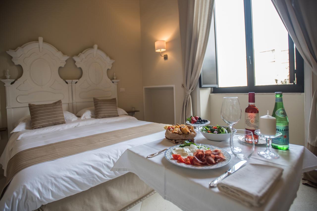 Bed and Breakfast Palazzo Belsanti Lecce Zewnętrze zdjęcie